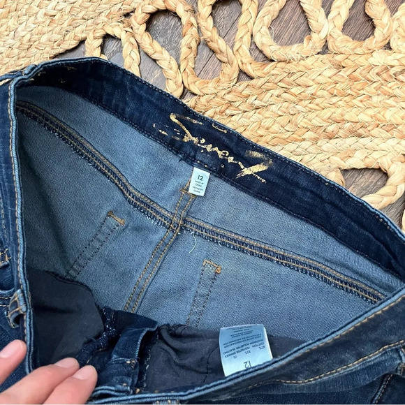 Lot of two Seven 7 Jean Shorts size 12 - Picture 3 of 4